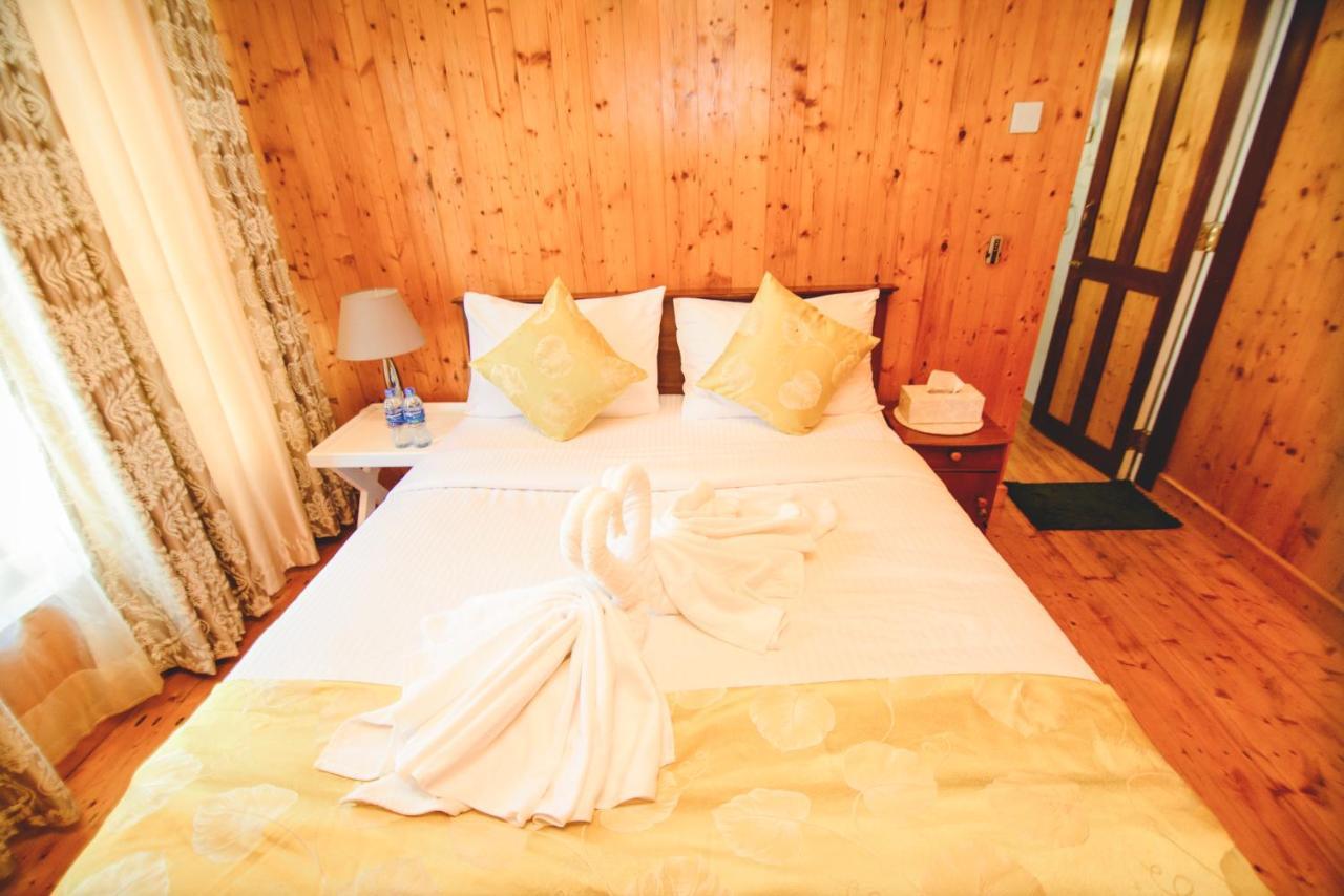 ซาราห์ คอตเทจ -นูวารา เอลิยา Hotel นูวาราเอลิยา ภายนอก รูปภาพ